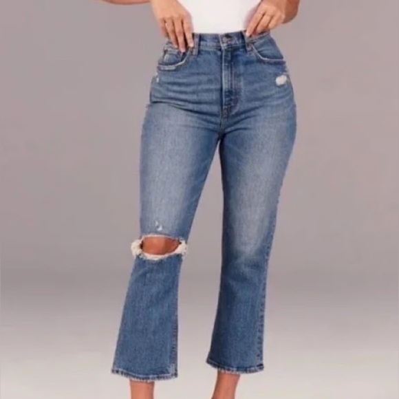 Abercrombie & Fitch Denim - NWT Abercrombie & Fitch Distressed Ultra High Rise Kick Flare Crop Jeans 28 6R